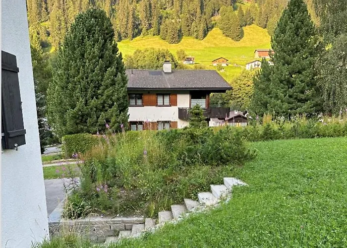 Marion Vila Churwalden